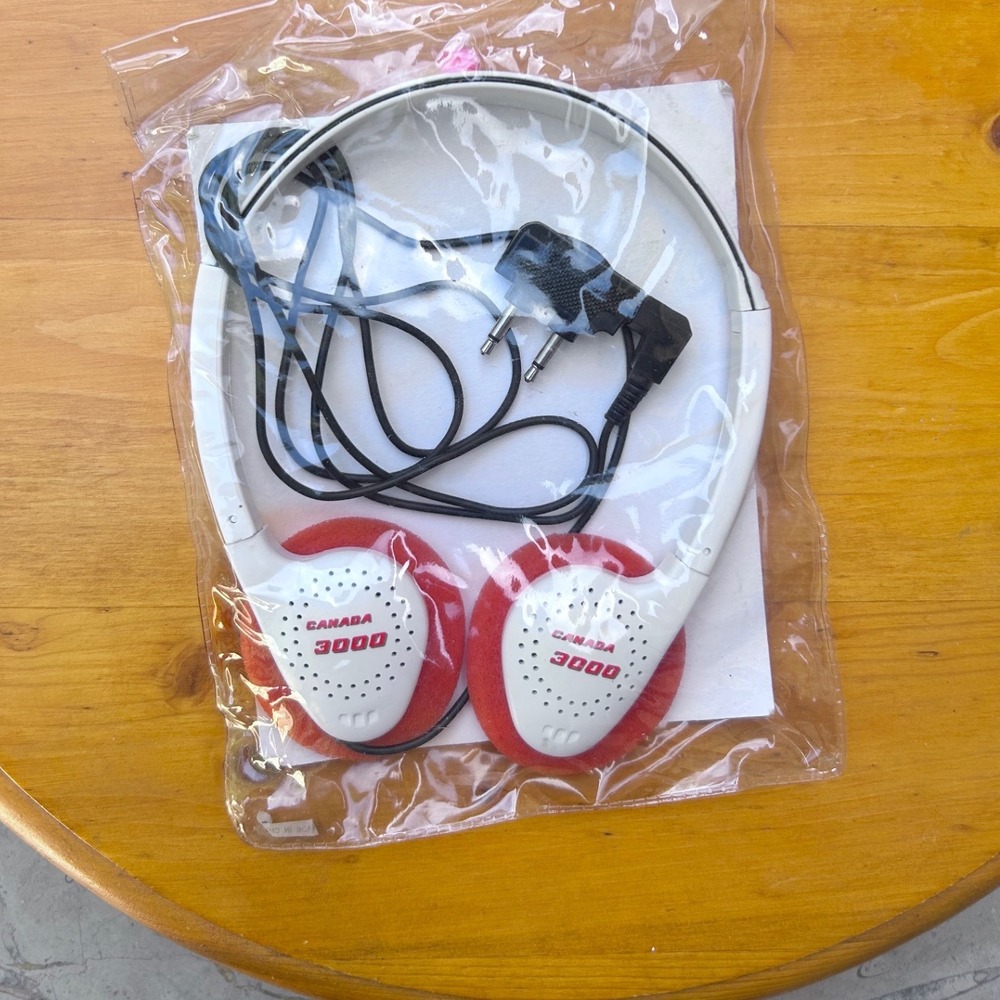 Vintage Stereo Headphones Unisex Red White Canada 3000 90s Y2K Deadstock Collect